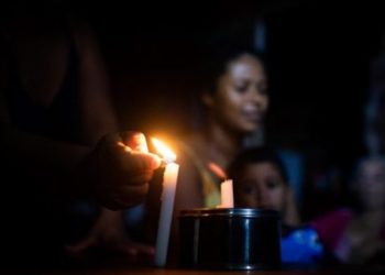 Bolsonaro edita MP que isenta moradores do Amapá do pagamento de luz, diz Planalto
