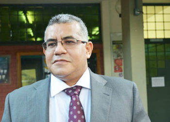Para Cléber de Deus, o Brasil é um "ator menor"