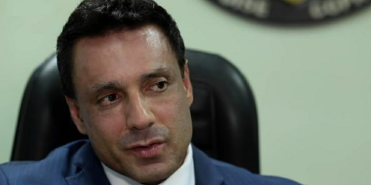 Apreensão de 50 toneladas de cocaína nem arranha o PCC, diz chefe da PF