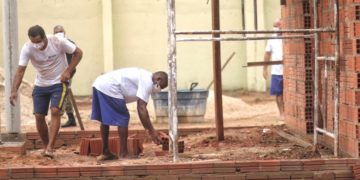 Em Altos, presos reeducandos estão trabalhando