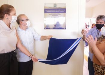 Prefeito entrega nova CMEI e alcança marca de 30 creches em oito anos