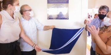 Prefeito entrega nova CMEI e alcança marca de 30 creches em oito anos