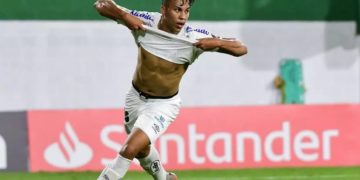 De pênalti, Grêmio empata com o Santos nos acréscimos, pela Libertadores