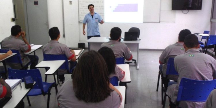 Brasil perde cinco posições no ranking mundial de IDH