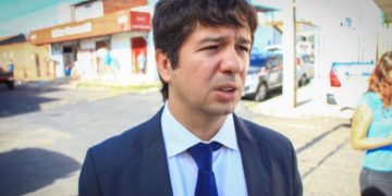 Delegado Samuel Silveira é baleado durante tentativa de assalto