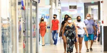 Shoppings de Teresina vão funcionar até às 23h para as compras de Natal