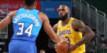 LeBron James lidera e Lakers batem os Bucks fora de casa