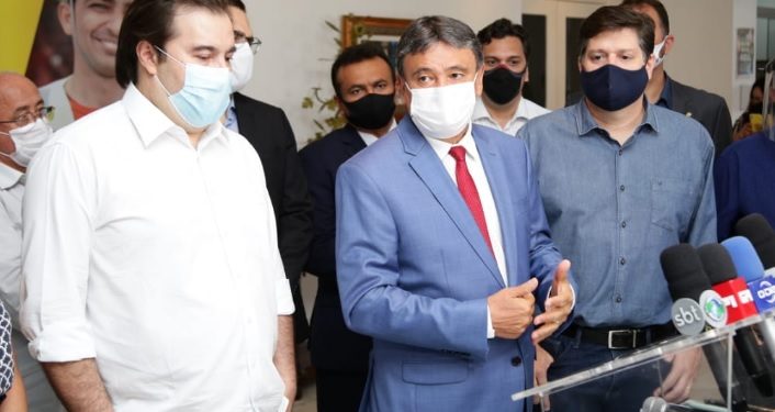 Wellington dialoga com Rodrigo Maia e Baleia Rossi sobre eleição da Câmara