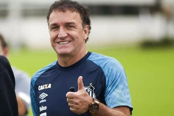 Técnico Cuca confirma saída do Santos após o Campeonato Brasileiro