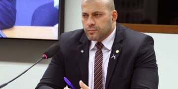 Por unanimidade, STF vota pela manutenção da prisão de Daniel Silveira