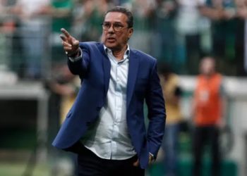 Após rebaixamento, Luxemburgo deixa Vasco após Brasileiro