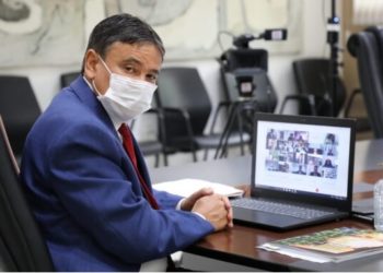 “Estamos no momento mais dramático”, alerta governador sobre a pandemia