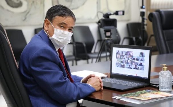 “Estamos no momento mais dramático”, alerta governador sobre a pandemia