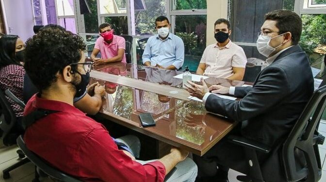 Secretário trata com supervisores sobre reativação de grêmios estudantis