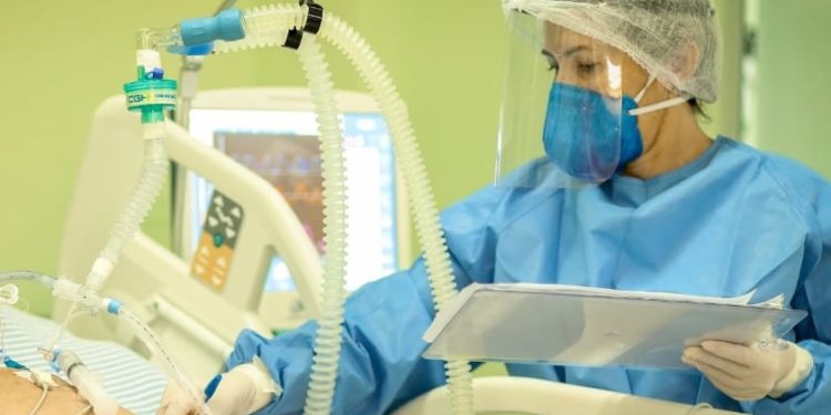 Governo garante leitos exclusivos para casos de Covid-19 na rede estadual