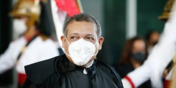 Kassio atribui transmissão da covid a festas e vota por liberação de cultos