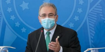 Ministro admite ‘dificuldade’ para fornecer 2ª dose da CoronaVac