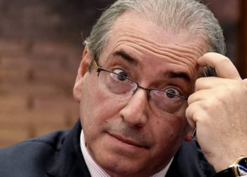 Justiça revoga prisão de Eduardo Cunha, mas ex-deputado segue detido em casa