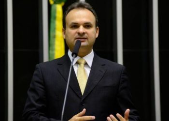 Desafios do trabalho de Enfermeiro são debatidos durante live