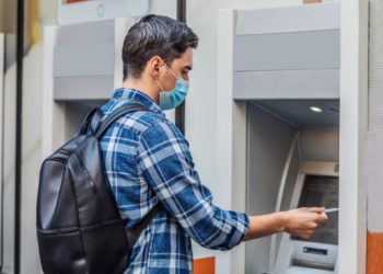 Bancos precisam desempenhar função social, avalia deputado
