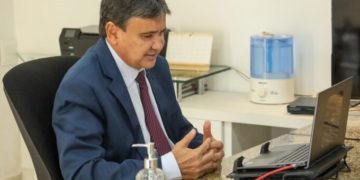 Wellington Dias trata sobre imunização em massa com Anvisa