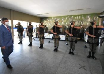 Governador inaugura Centro Integrado de Comando e Controle e celebra 186 anos da PM-PI