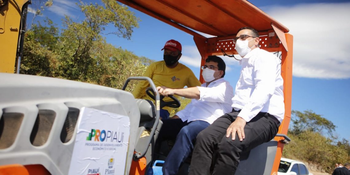 Rafael Fonteles visita municípios e autoriza investimentos do PRO Piauí