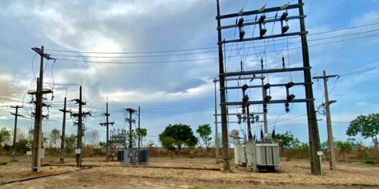 Equatorial energiza nova linha de distribuição em Guadalupe