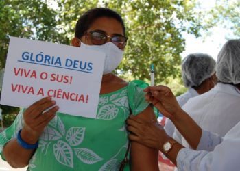 FMS aplicou mais de 360 mil doses da vacina contra a Covid em Teresina