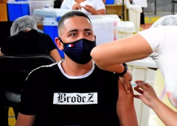 São Luís é a primeira capital a vacinar pessoas a partir de 18 anos sem comorbidades