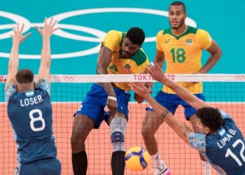 Brasil impõe virada épica e bate Argentina no vôlei masculino nas Olimpíadas