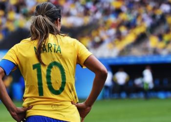Seleção feminina perde nos pênaltis para o Canadá e é eliminada