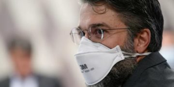 Bolsonaro nomeia filho de ministro do STJ para Conselho Nacional de Justiça