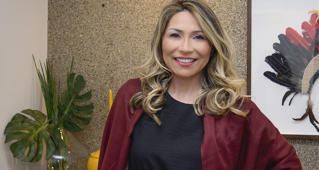 HISTÓRIAS DE SUCESSO!                                                         Rosângela Castro: “Acordo todo dia pensando que tenho que ser melhor amanhã”