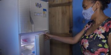 Consumidor de baixa renda deve atualizar cadastro para não perder tarifa social