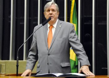 Hugo Napoleão disputa Cadeira na Academia Brasiliense de Letras