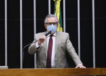 Em relatório, Flávio Nogueira defende prorrogação do prazo de pagamento do FIES