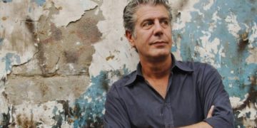 Escritor lança guia irreverente de viagem pelo mundo