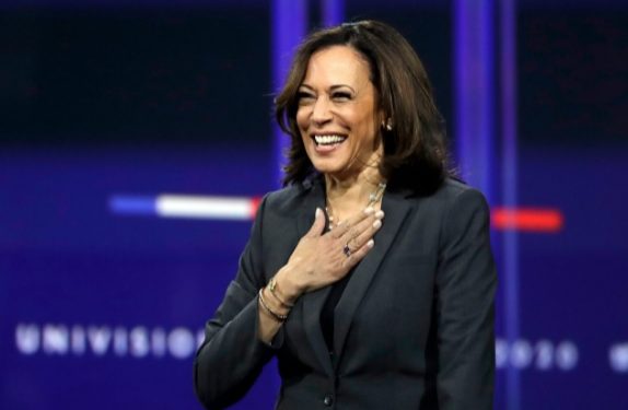 Kamala Harris é a primeira mulher a ocupar presidência dos EUA