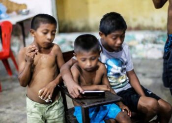 Semec alinha medidas para alfabetizar crianças venezuelanas