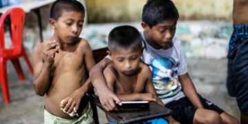 Semec alinha medidas para alfabetizar crianças venezuelanas