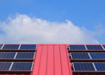 Caixa vai financiar painéis solares para residências