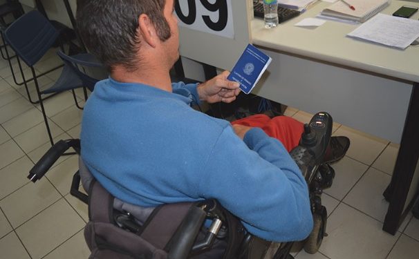 Menos de 1% das vagas no mercado de trabalho são preenchidas por pessoas com deficiência