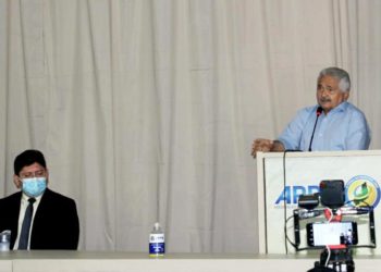 Elmano solicita apoio de prefeitos em programa de inserção no mercado de trabalho