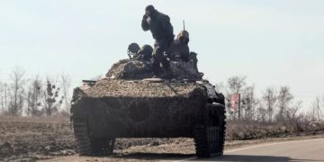 Rússia dispara mísseis contra cidades da Ucrânia