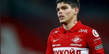 Flamengo acerta a contratação do lateral Ayrton Lucas, do Spartak Moscou