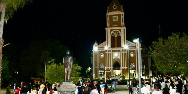 Turismo religioso aquece economia em Floriano