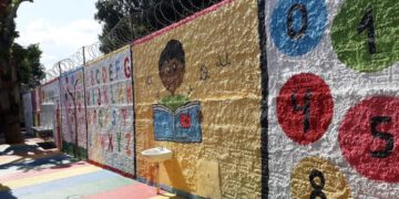 Parceria entre Semec e Uespi garante artes nos muros