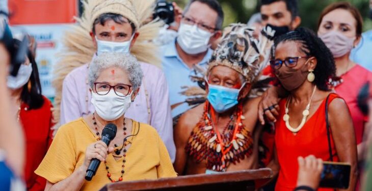 Governar é cuidar das pessoas, diz Regina Sousa