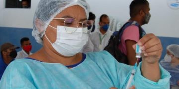 Mais de um milhão de piauienses já tomaram a dose de reforço contra Covid-19